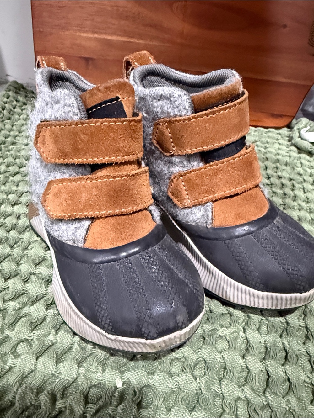 Kids Sorels Two-Tone Brown and Gray Duck Boots with Velcro Straps